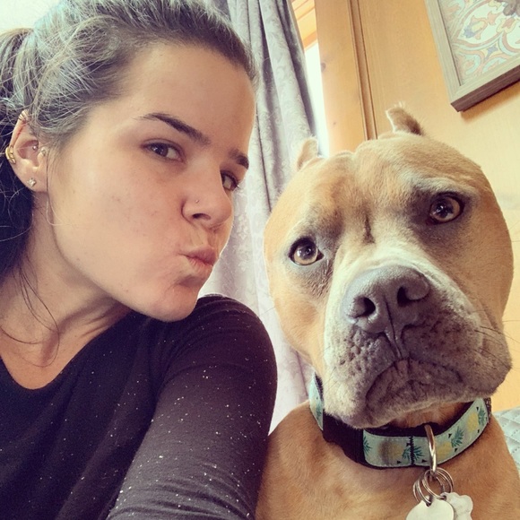 Meet your Posher, Cheyenne - Picture 4 of 9